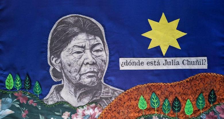 Julia Chuñil Catricura. Arpillera de Cynthia Imaña. Bordadoras en Resistencia